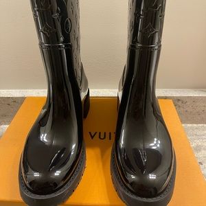 Louis Vuitton DROPS FLAT HALF BOOT